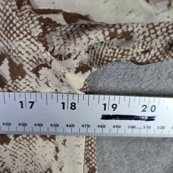 Womens Calvin Klein Jeans Brown & Beige Snake Print Blouse V-Neck 3/4 Sleeves S - Picture 5 of 7